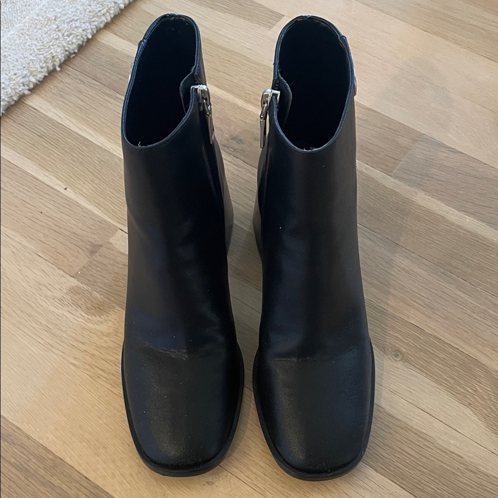 Coach Black Leather Block Heel Ankle Boots - Picture 2 of 4